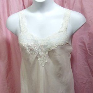 Lucy Ann II Peachy Pink, Chemise Nightgown Lucie Ann II  NWOT  Size Small